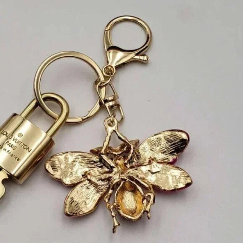 Authentic LV Gold Padlock 🔒Unbranded Keychain Charm for Louis Vuitton Bags - Picture 6 of 9